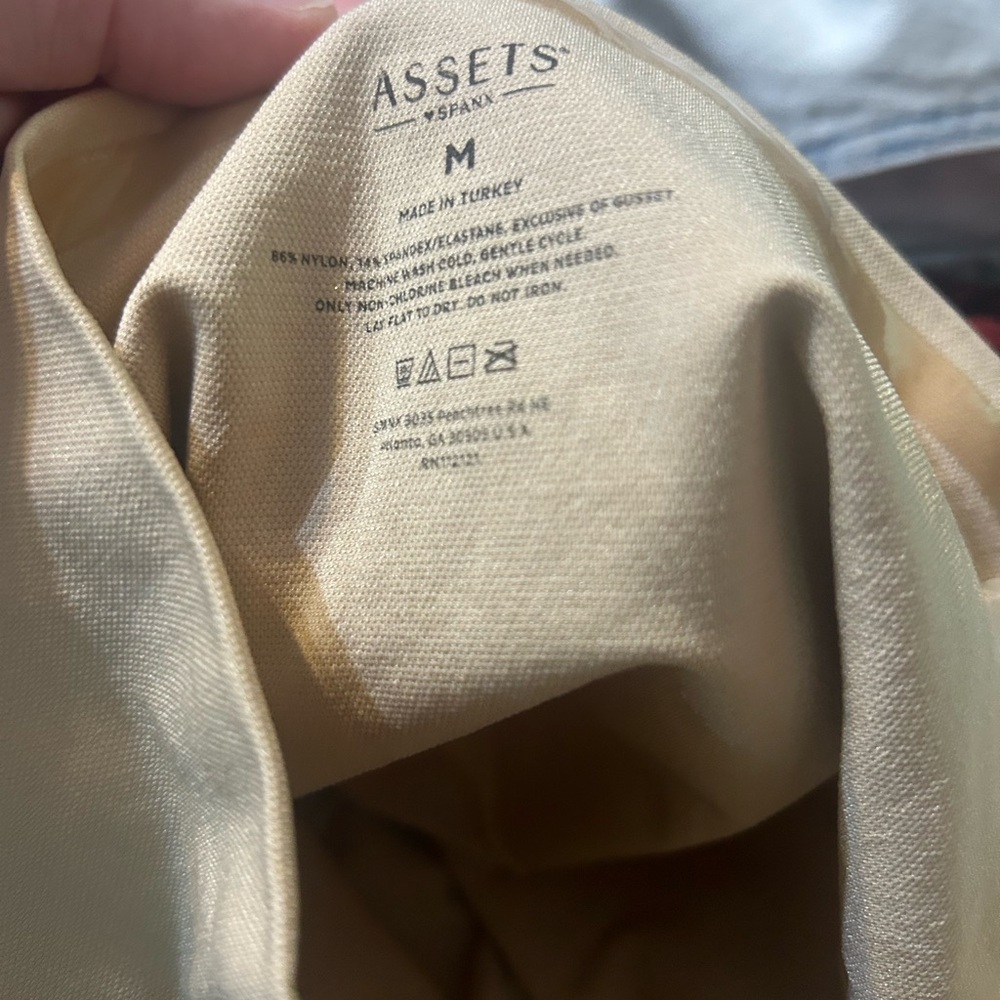 Spanx Medium - image 3